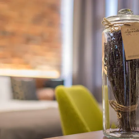 Hotell Lavender 3*