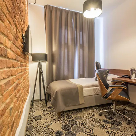 Lavender Hotell 3*