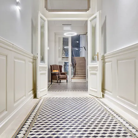 Hotel Wyndham Grand Old Town