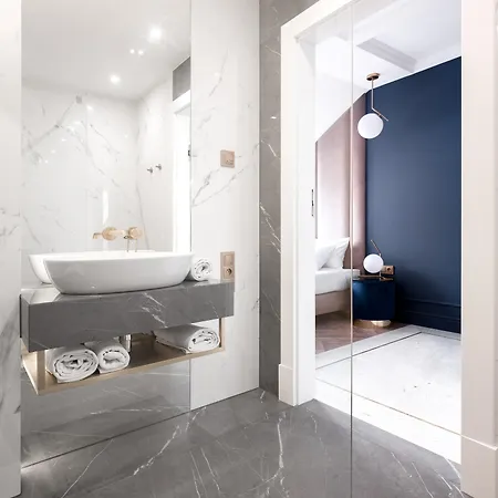 Apartment Palace *