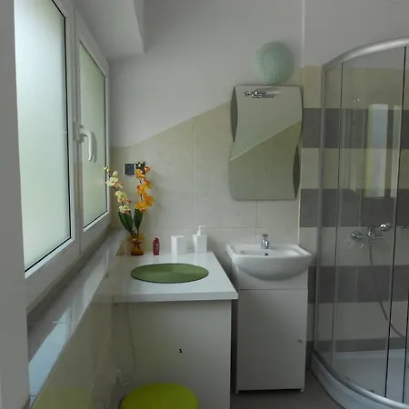 Extra Do Wynajęcia Hostel *