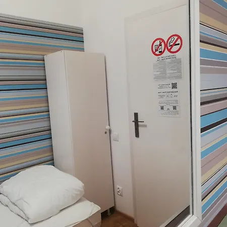 Lorf Hostel&coffee Ostello Cracovia