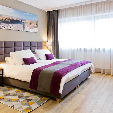 Conrad Comfort Hotel 4*