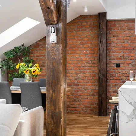 Apartament Riverside Premium Class - By Upstairs *