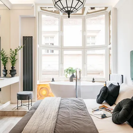 Apartment Crystal - Loftaffair Collection *