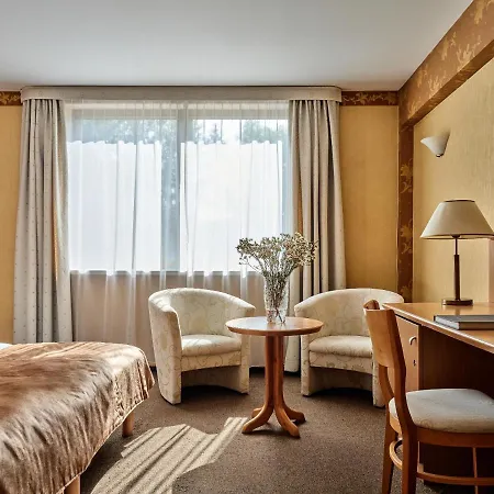 Ξενοδοχείο Great Polonia Krakow Airport - Ex Witek 4*