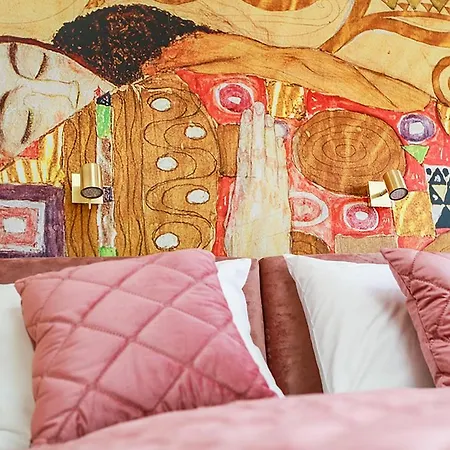Apartment Main Square Platan Loft Collection *