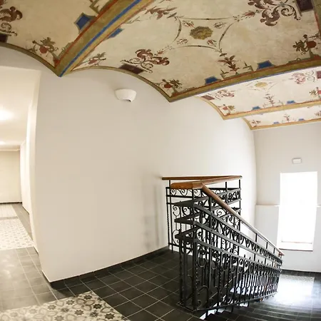 Apartment Main Square Platan Loft Collection *