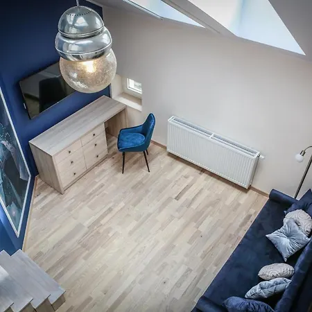 Apartment Main Square Platan Loft Collection
