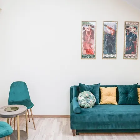 Main Square Platan Loft Collection