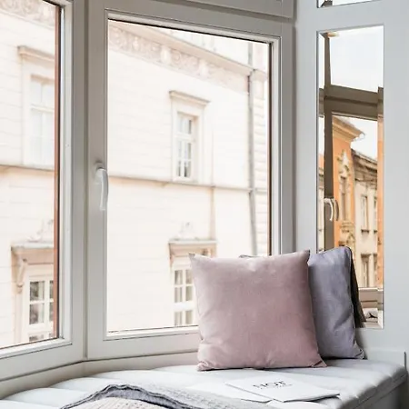 Apartment Crystal - Loftaffair Collection *