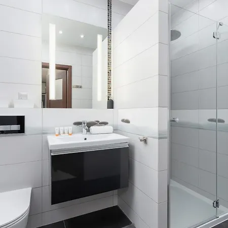 Appartamento Blonia With Balcony By Renters