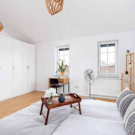 Radziwillowska Cracow Planty By Renters Apartment