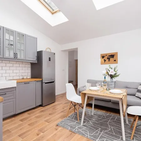 Radziwillowska Cracow Planty By Renters Apartment *