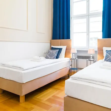 Apartment Glamorous In Heart Of Old Town