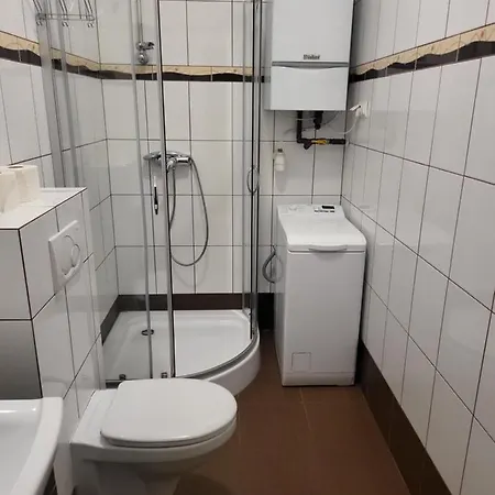 999 Aparthostel Krasków