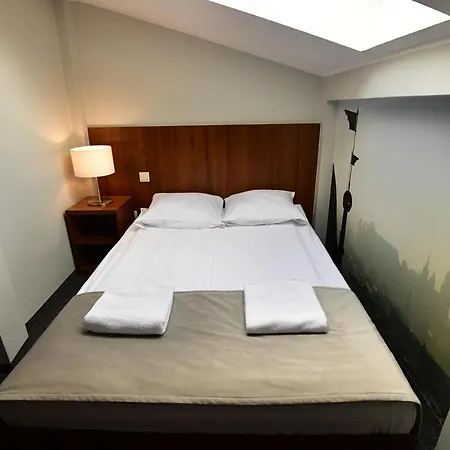 Downtown Otel