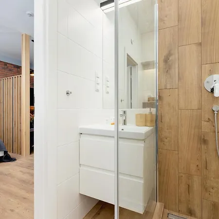 Trendy By Renters