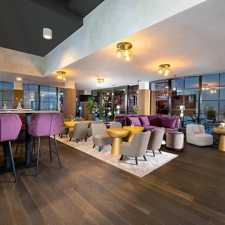 Leonardo Boutique Old Town 酒店 3*