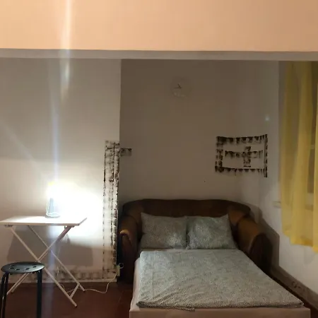 Pokoj 12e Apartment