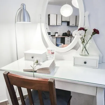 Lion - Your Own In Cracow Apartment *