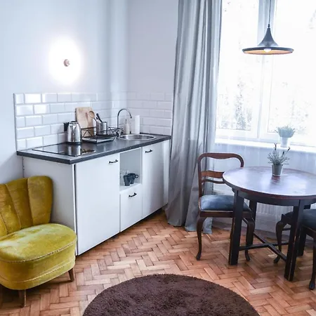 Lion - Gold Homestay