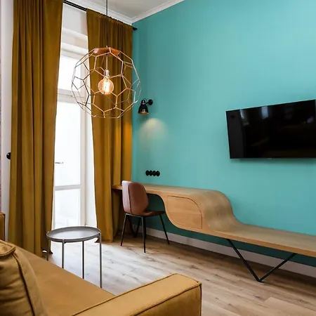 Goldfinger 3-bed Unique In The Heart Of Podgorze Apartment *