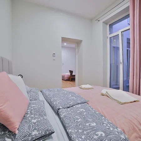 Apartment Art Palace *