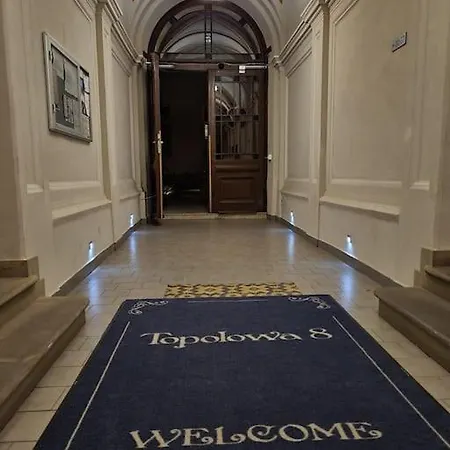 Lovely Old Town Apartment