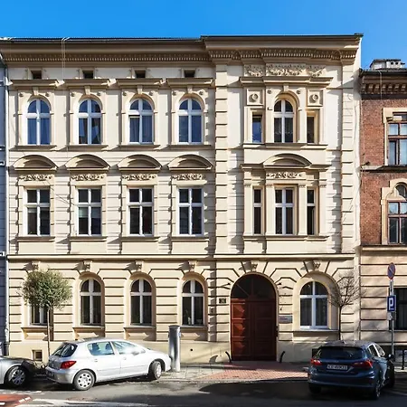 Of The Kings-old Town Pastel Apartment