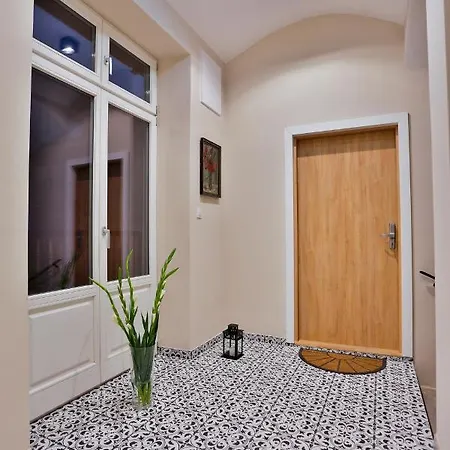 Art Palace Apartment