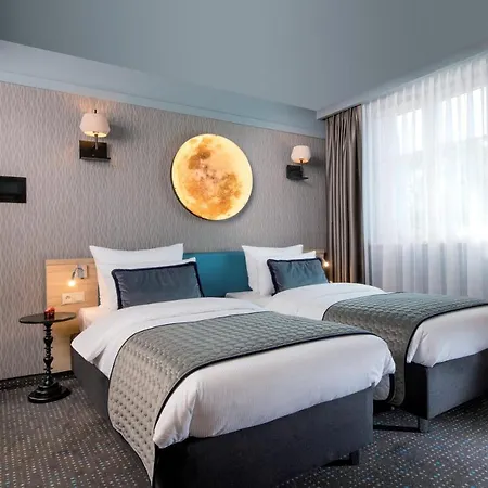 Leonardo Boutique Old Town 3*