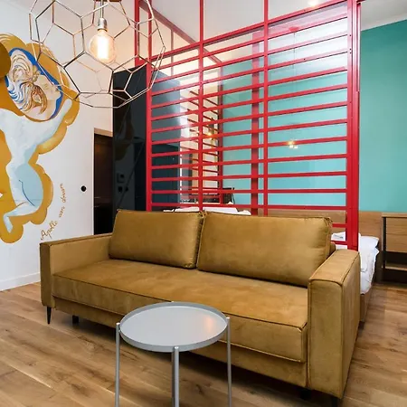Apartment Goldfinger 3-bed Unique In The Heart Of Podgorze Krakow