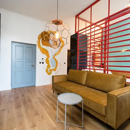 Goldfinger 3-bed Unique In The Heart Of Podgorze Apartment