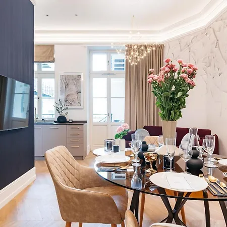 Dandelion - Loftaffair Apartment