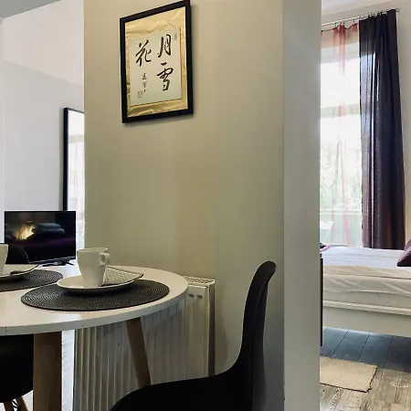 Apartment Next To Wawel Castle, Vistula River & Old Town Cracow