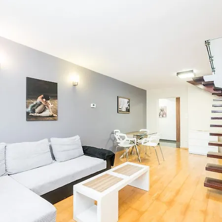 Apartment Radziwillowska Old Town Deluxe Wawelofts