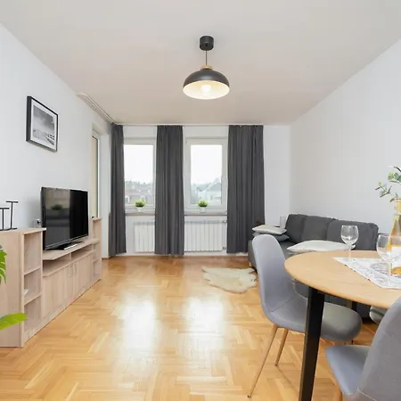 Apartment Jozefinska With Balcony Cracow By Renters Krakow
