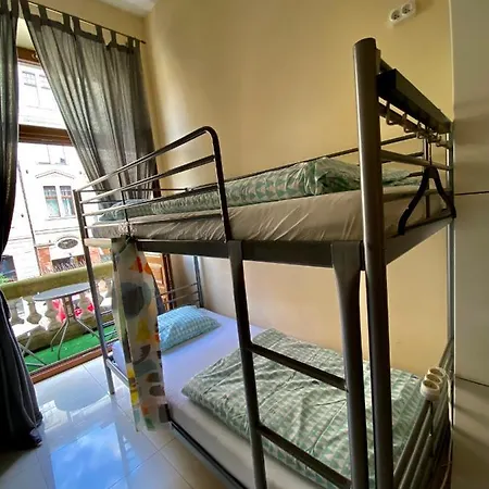 Hostel Ametyst *
