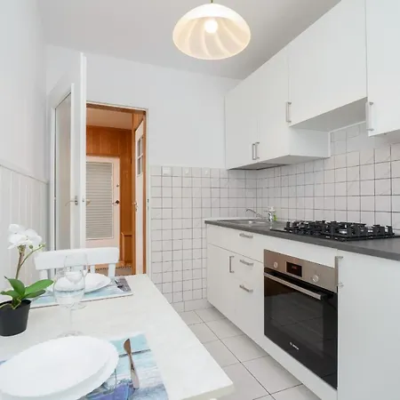 Jozefinska With Balcony Cracow By Renters Apartment Krakow