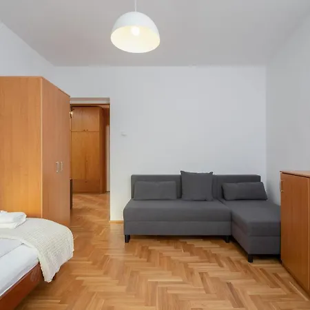 Apartment Jozefinska With Balcony Cracow By Renters
