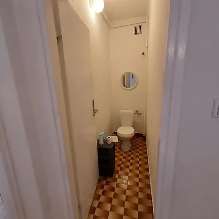 Hutapart Nowa Huta Apartment *