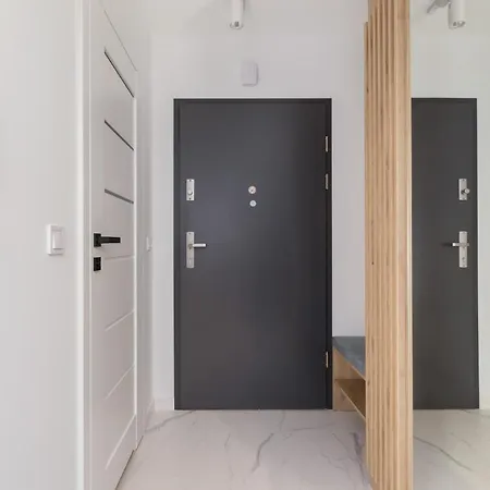 Apartment Deluxe Cracow Arianska By Renters *