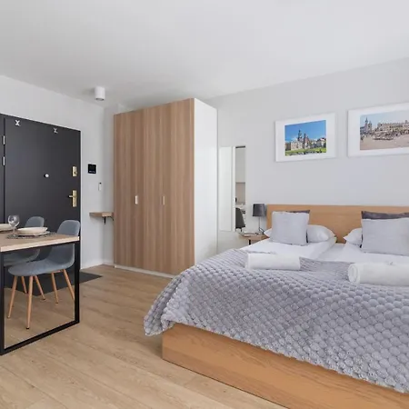 Studio With Ac Czarnowiejska By Renters *
