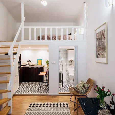 Apartment Nest Cosy Old Town & Wawel Hill By Vistula River - By Homelike