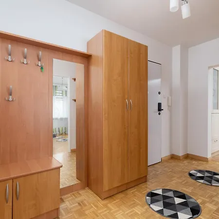 Grota Roweckiego Ruczaj Cracow By Renters Kraków