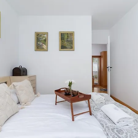 Lägenhet Grota Roweckiego Ruczaj Cracow By Renters