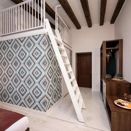 Hotel Hive Family House *
