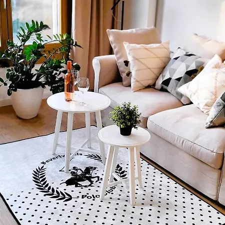Kossak Apartment *