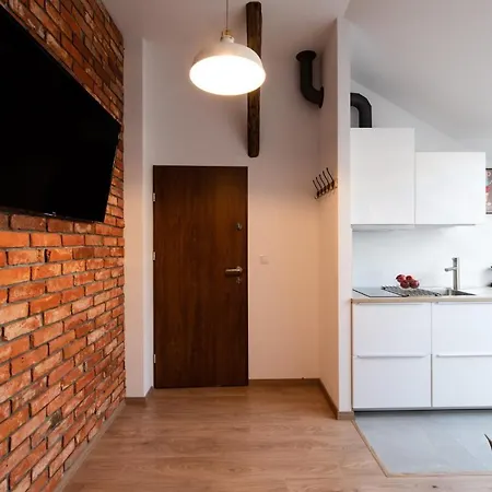 Neo Sky Apartment, Free Parking, 15 Min Walk Old Town&kazimierz - By Homelike Apartment Krakow